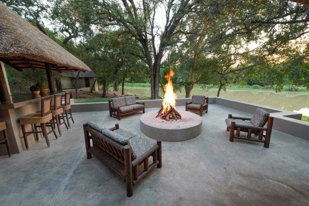 Malilule Safaris Villa Hoedspruit Exteriör bild